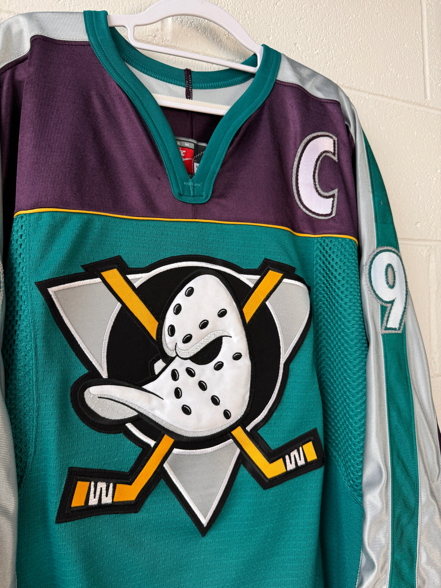 1997 Paul Kariya Mighty Ducks Jersey – Reware Vintage