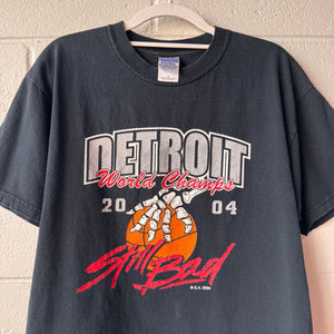 Pistons 2004 Pist-On LA T-shirt