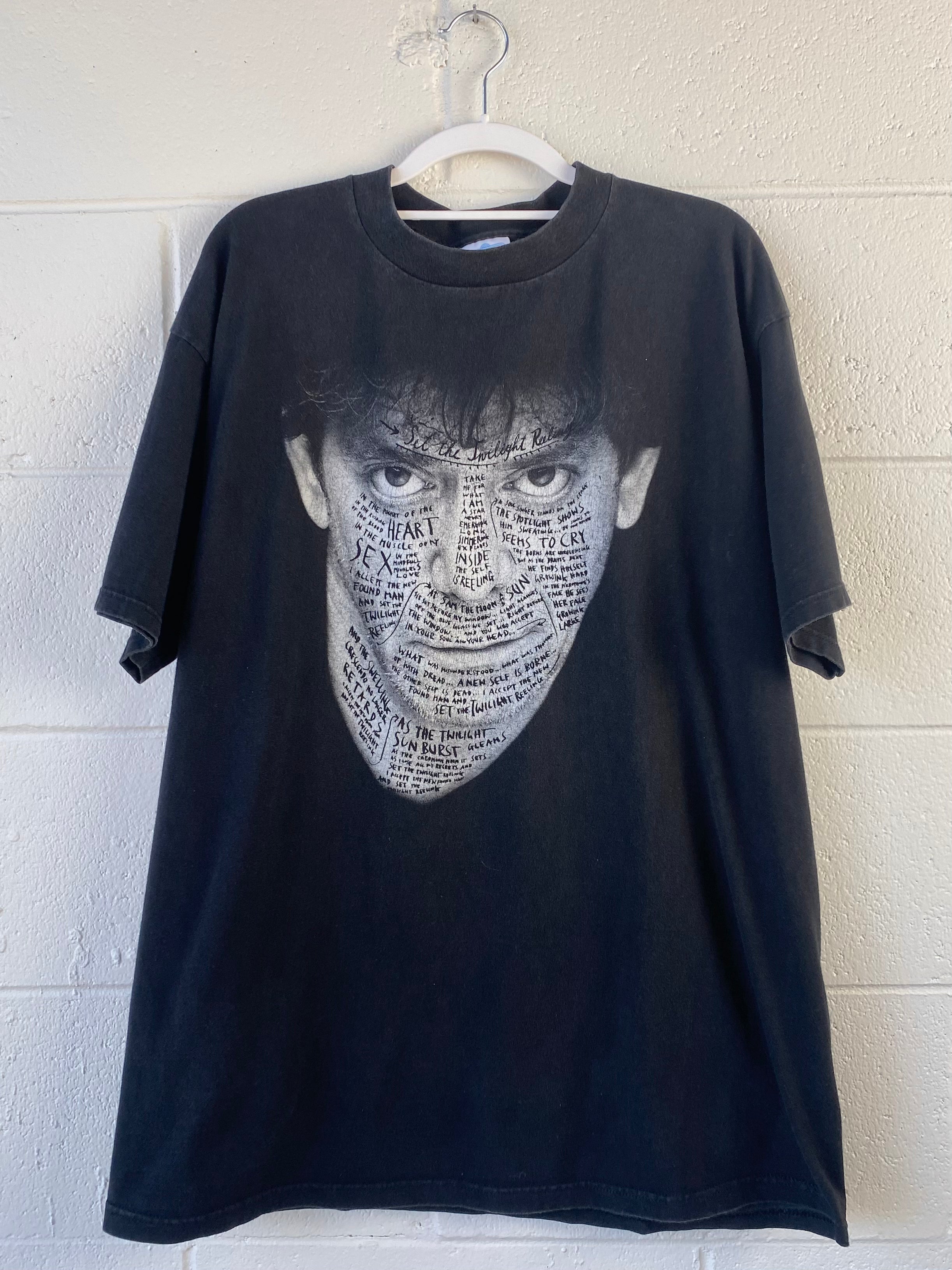 Lou Reed 1996 Hooky Wooky Tour T-shirt – Reware Vintage Lou Reed 1996 Hooky Wooky Tour T-shirt – Reware Vintage